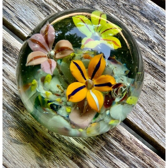 Murano Art Glass Paperweight Star Gazer Lily - Picture 13 of 13